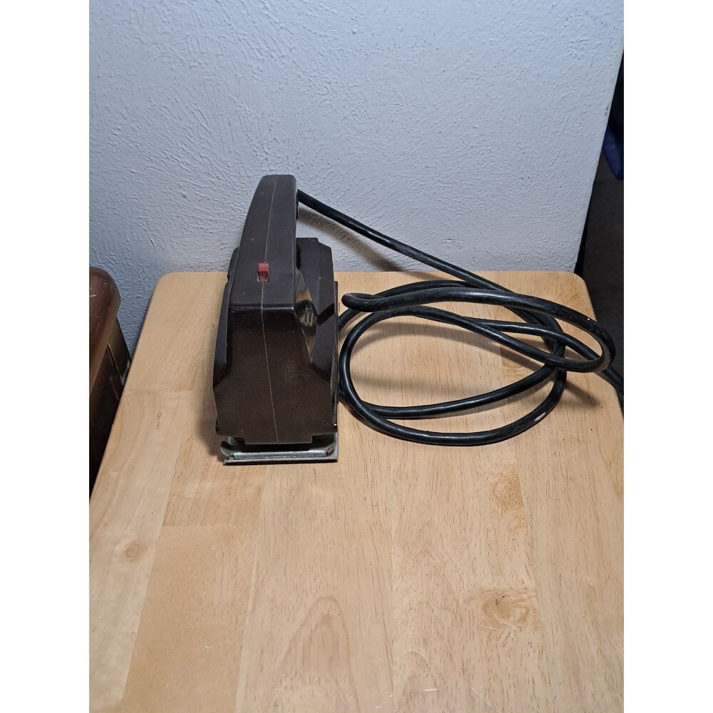 Vintage Toastmaster Electric Finishing Sander Model 5556
